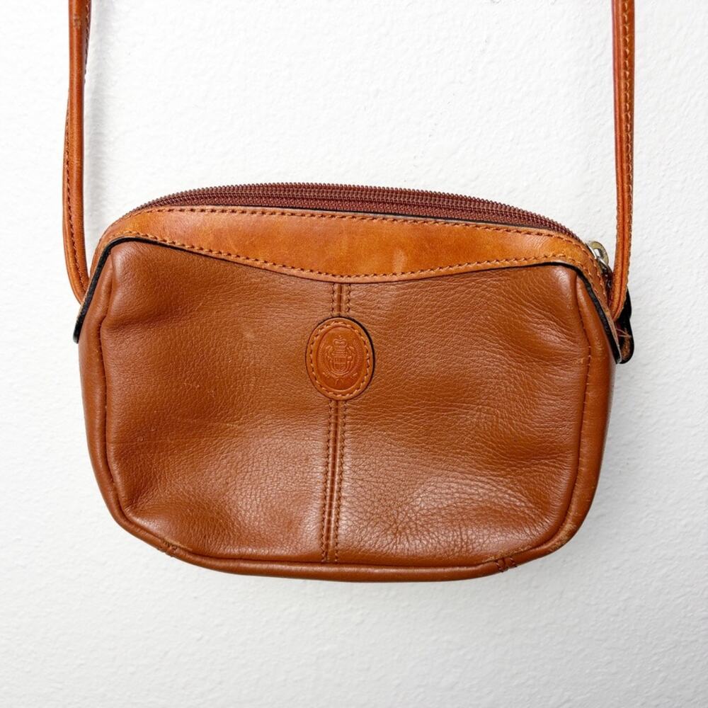 Vintage Liz Claiborne Co. Brown Leather Mini Crossbody Full Zip Pocket Logo